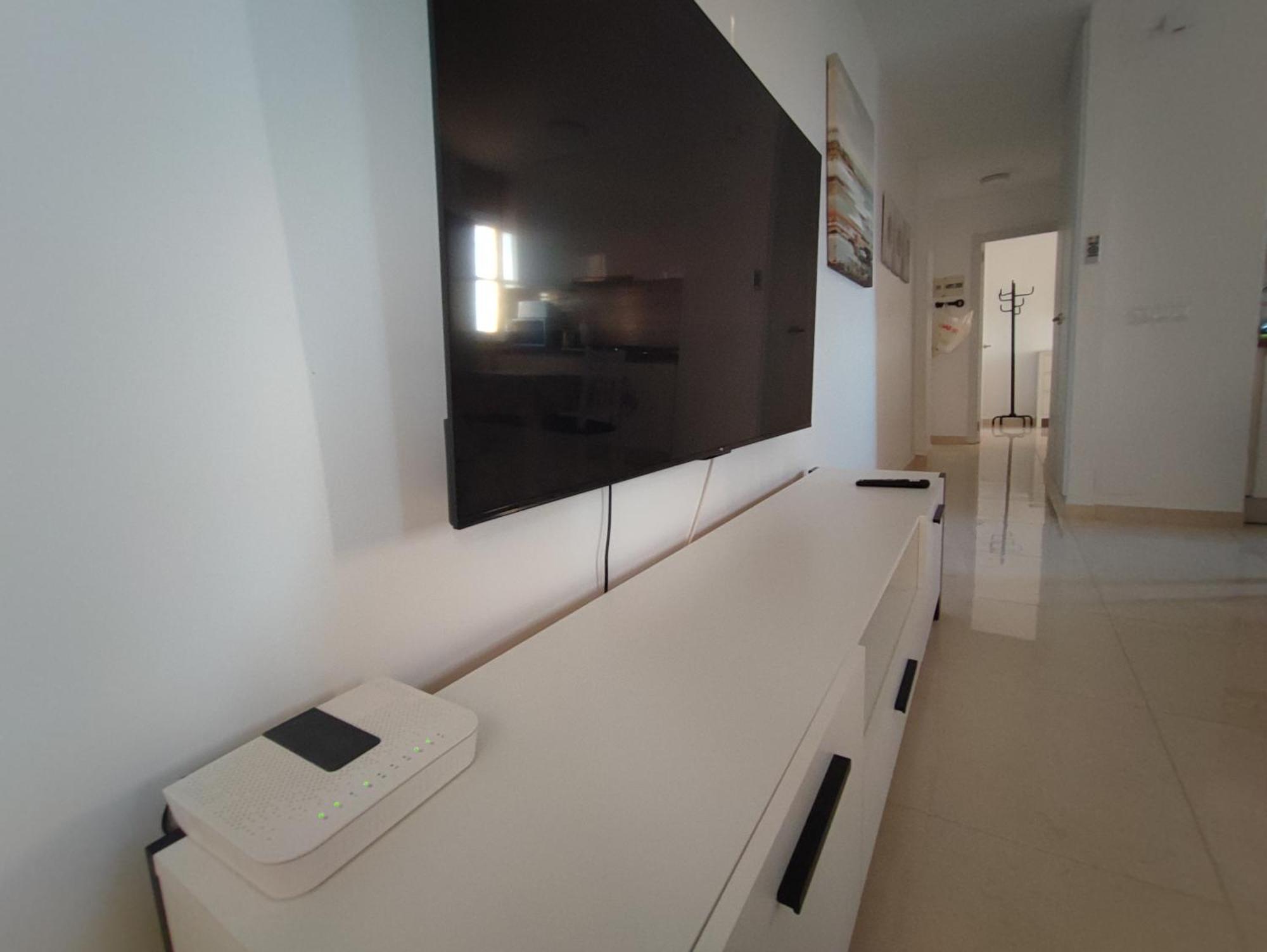 Hercules Paradise 531 Apartamento Con Vistas Al Mar Mediterraneo En Benalmadena A Pasos Del Centro Y Su Vibrante Zona Comercial Disfruta De Una Experiencia Unica En La Costa Del Sol Malaga Andalucia Well-Connected To The Airport Exterior photo